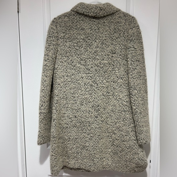 Wilfred - Aritzia Wool Coat - Picture 9 of 13